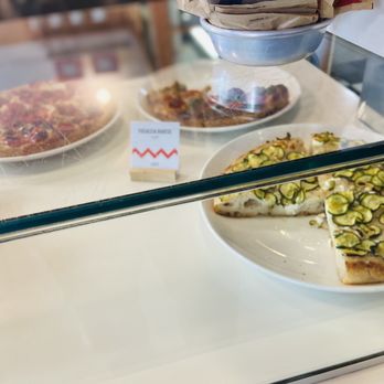 Pavé - Cafes Near Me - Milan, Michigan Pavé - Cafes Near Me - Milan, Michigan