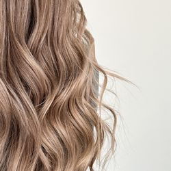 Meg's Beauty Bar - Close up of blonde highlights