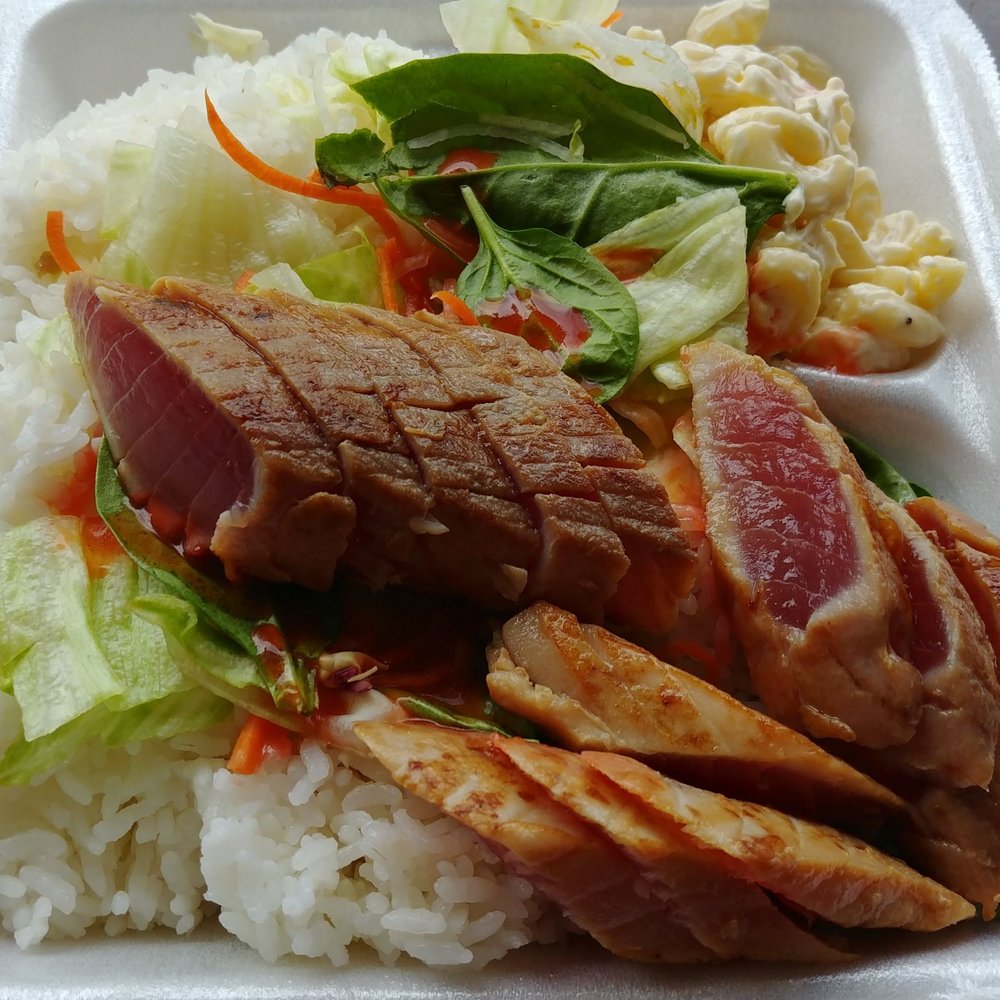 Simply Ono - Seared Ahi - Food Trucks Near Me - Honolulu, Hawaii Simply Ono - Seared Ahi - Food Trucks Near Me - Honolulu, Hawaii