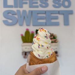 Sweet Ppang - Milk flavor with sprinkles