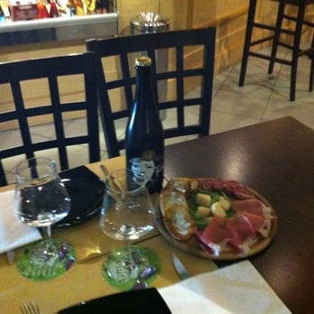 Nuova Milano - foto di Alessio Pressamariti - Pubs Near Me - Milan, Michigan