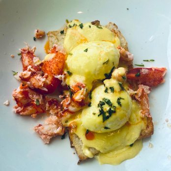 Canvas - Lobster Benedict* - New American Near Me - Orlando, Florida