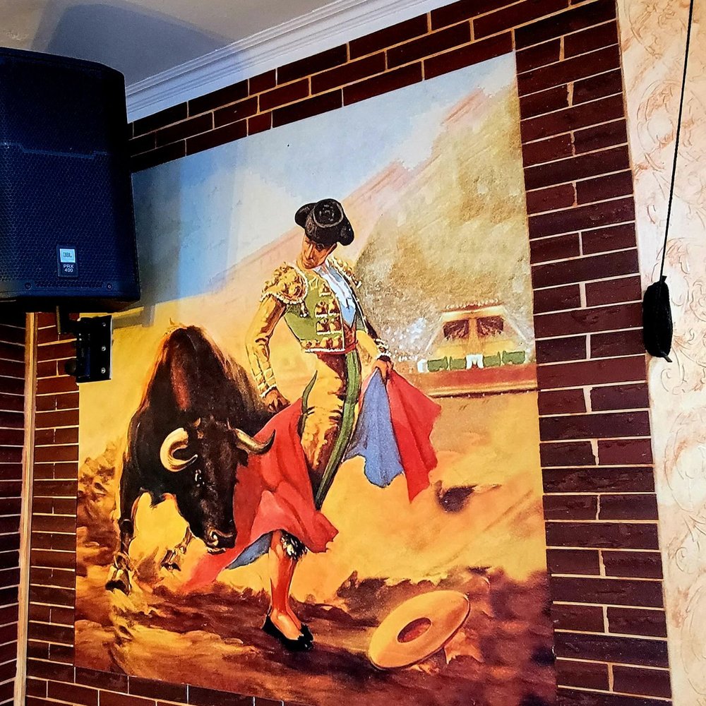 La Fiesta - Wall Mural - Cocktail Bars Near Me - Munich, BY La Fiesta - Wall Mural - Cocktail Bars Near Me - Munich, BY