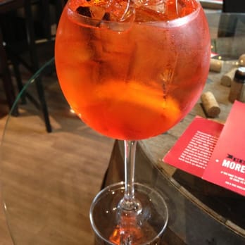 Veeno Manchester - Aperol spritzer - Wine Bars Near Me - Manchester, XGM Veeno Manchester - Aperol spritzer - Wine Bars Near Me - Manchester, XGM