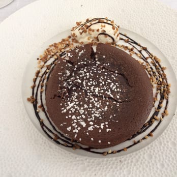 Maison Blanche - Chocolate Soufflé - French Near Me - Paris, 75 Maison Blanche - Chocolate Soufflé - French Near Me - Paris, 75