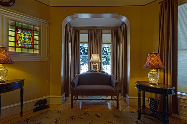 Ash Street Inn by null