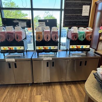 2nd Street Liquor - Slushy Machine - Beer, Wine & Spirits Near Me - Casper, Wyoming 2nd Street Liquor - Slushy Machine - Beer, Wine & Spirits Near Me - Casper, Wyoming