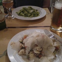 Lasagna pesto and pasta with white bilinear. Awesome!