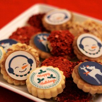 Joli Cookie - Our adorable reindeer and lovely snowman will enjoy your family and your friends. - Desserts Near Me Joli Cookie - Our adorable reindeer and lovely snowman will enjoy your family and your friends. - Desserts Near Me
