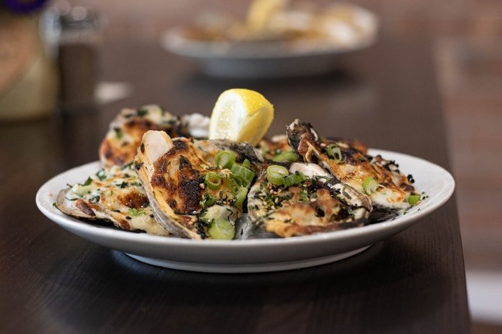 Holden Oversoul Kitchen & Oyster Bar Logo