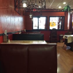 Chaska Grill - Good food but filthy restaurant