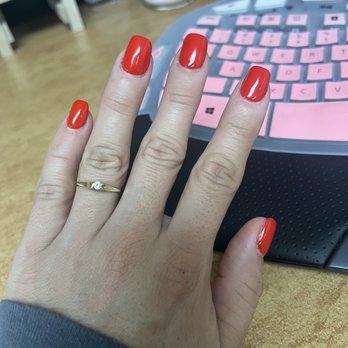 Helen's Nails Salon - Full set by Lynn - Nail Salons Near Me - Union City, California