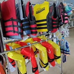 Yuncker Marine - PFDs for sale