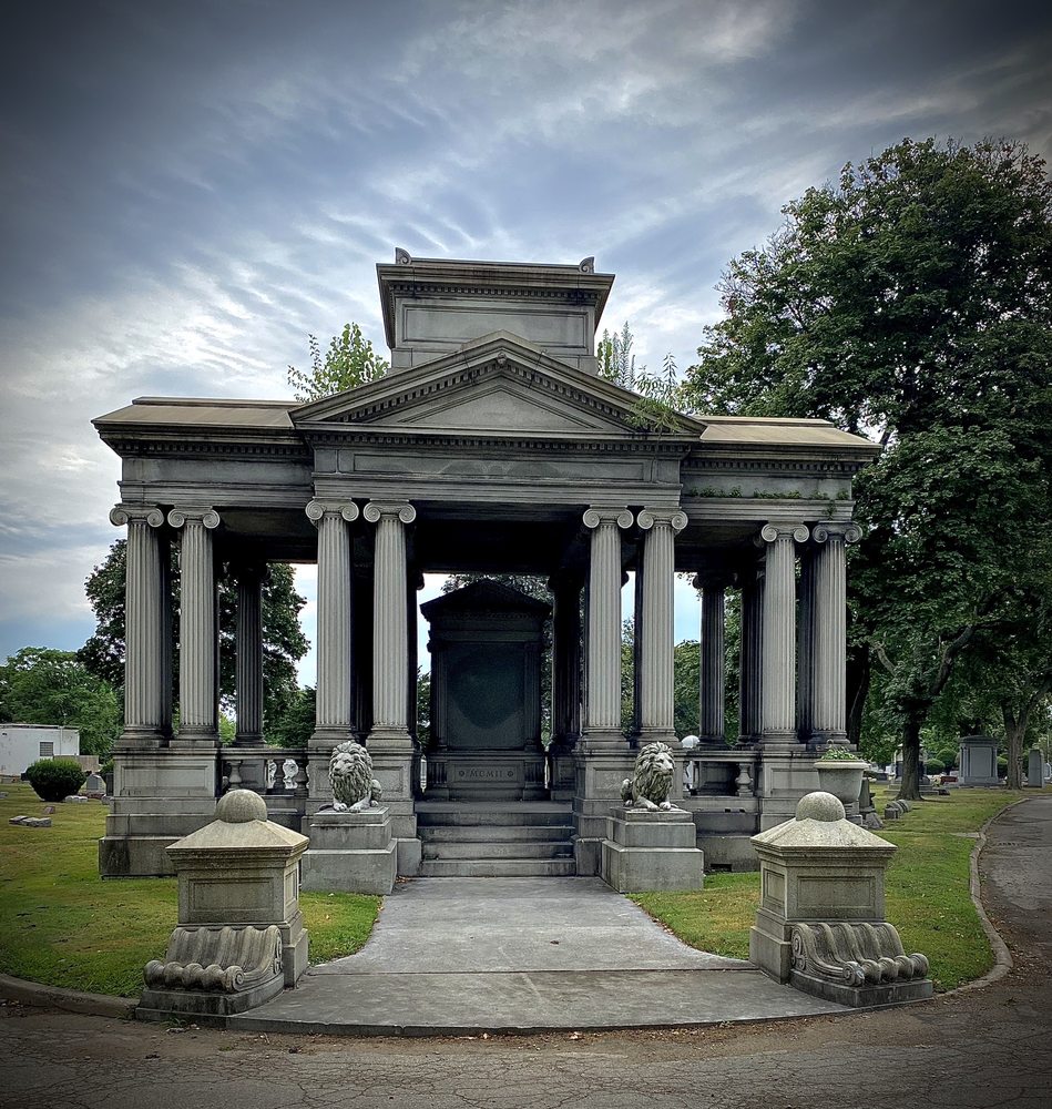 FOREST HOME CEMETERY Updated September 2024 36 Photos & 13 Reviews