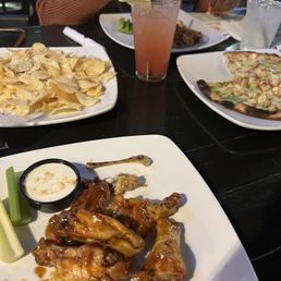 Siracusa bbq wings, mild wings, chips, pesto chicken flat, happy holler lemonade Siracusa bbq wings, mild wings, chips, pesto chicken flat, happy holler lemonade