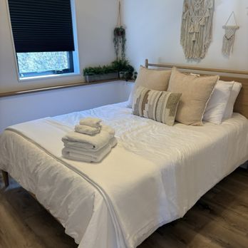 Blevins Cleaning Service - Home Cleaning Near Me - Roan Mountain, Tennessee Blevins Cleaning Service - Home Cleaning Near Me - Roan Mountain, Tennessee