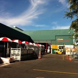 Bunnings Warehouse