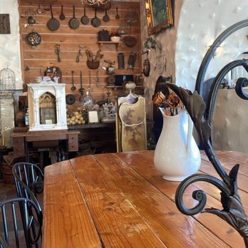 Cream Pot - Breakfast & Brunch Near Me - Honolulu, Hawaii