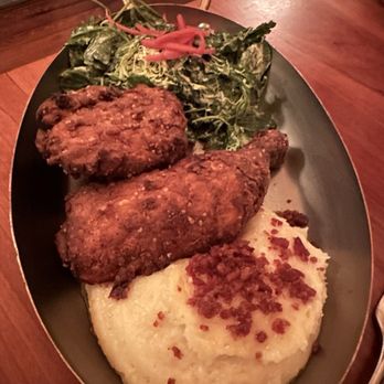 Mattie's - Fried chicken - amazing! - American Near Me - Austin, Texas