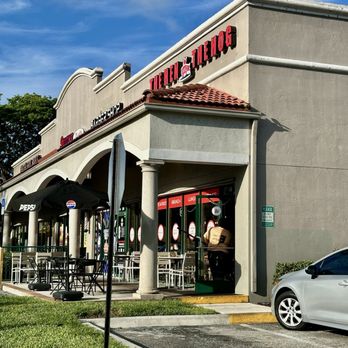 The Hen and the Hog - Barbeque Near Me - Hollywood, Florida The Hen and the Hog - Barbeque Near Me - Hollywood, Florida