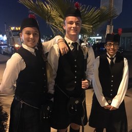 Bakersfield Christmas Parade 2017 - Highland Scots Pipes & Drums #Bagpiper #HHSscots #PlaidUp #GoScots #KernCountyPipeBand