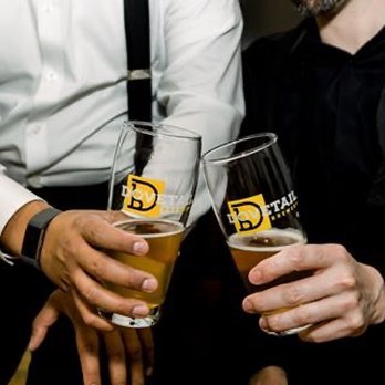 Dovetail Brewery - Dovetail Beer Plug! #nospons Photo Cred: Monica Inglot Photography - Breweries Near Me - Chicago, Illinois Dovetail Brewery - Dovetail Beer Plug! #nospons Photo Cred: Monica Inglot Photography - Breweries Near Me - Chicago, Illinois
