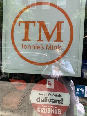 Tonnie's Minis by null