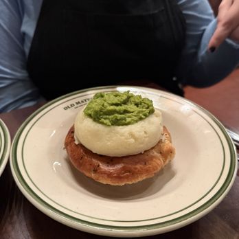 Old Mates - Meat Pie - make it float (mushy peas and mash) - Bars Near Me - New York, New York Old Mates - Meat Pie - make it float (mushy peas and mash) - Bars Near Me - New York, New York
