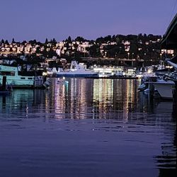 Lux Hot Tub Boats