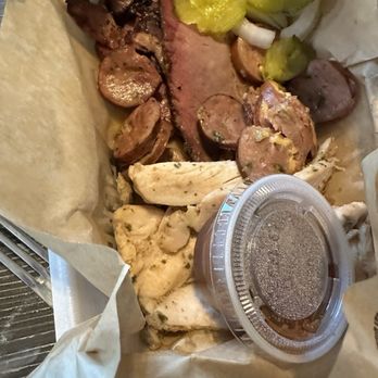 Dickey's Barbecue Pit - Combo platter - Barbeque Near Me - Elwood, Illinois
