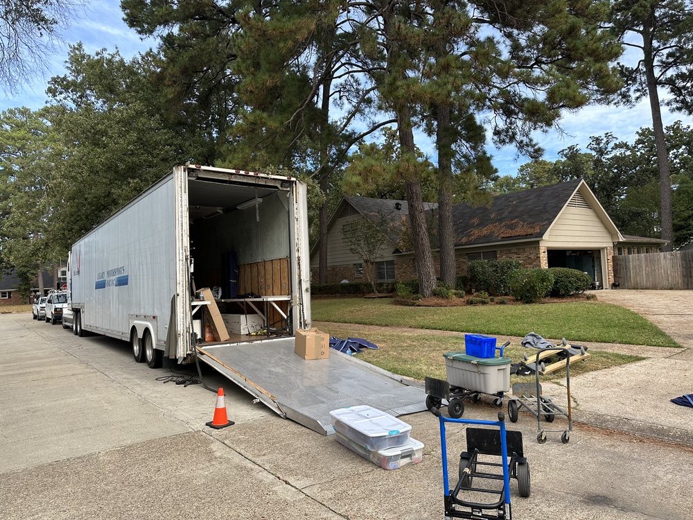 LIONHEART MOVING Updated October 2024 23 Photos 4308 Parkway Dr