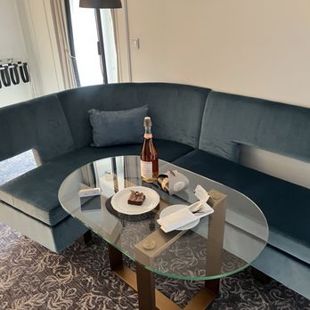 Hôtel du Louvre - Hotels Near Me - Paris, 75