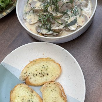 An An Kitchen & Bar - Clams - Vietnamese Near Me - Calgary, Alberta