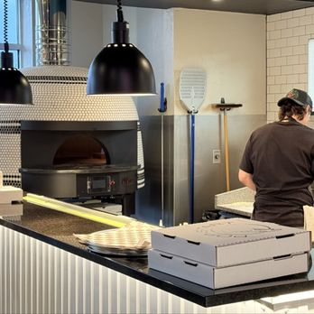 Pop-Start Pizza - Wood fired oven - Pop-Up Restaurants Near Me - Two Rivers, Wisconsin Pop-Start Pizza - Wood fired oven - Pop-Up Restaurants Near Me - Two Rivers, Wisconsin
