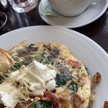 Blu Jam Cafe - Burgundy Omelette - Breakfast & Brunch Near Me - Sherman Oaks, California