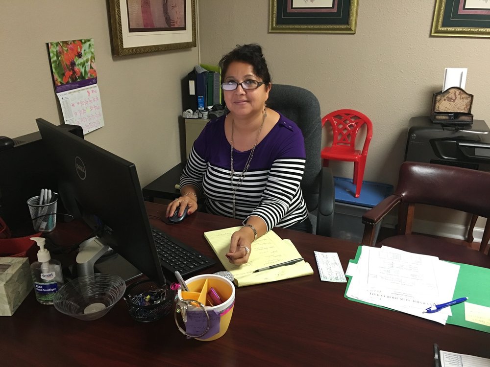 DIANA’S NOTARY INTEPRETING AND PROCESS SERVING 82850 US Hwy 111