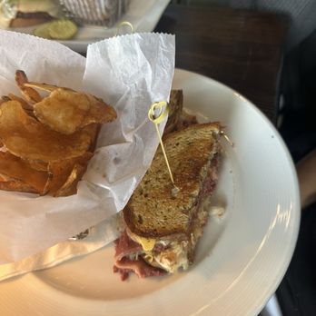 The Robinson Ale House - Ruben - Pubs Near Me - Long Branch, New Jersey