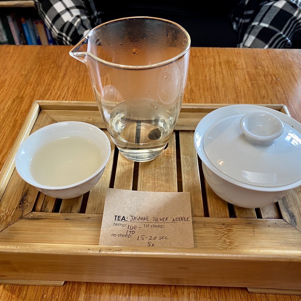 Blue Willow Teaspot - Jasmine Silver Noodle White Tea - Tea Rooms Near Me - Berkeley, California Blue Willow Teaspot - Jasmine Silver Noodle White Tea - Tea Rooms Near Me - Berkeley, California