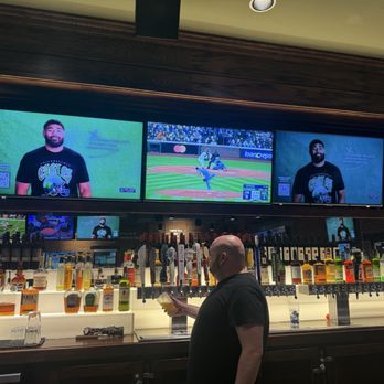 Hickory Tavern - Sports Bars Near Me - Columbia, South Carolina