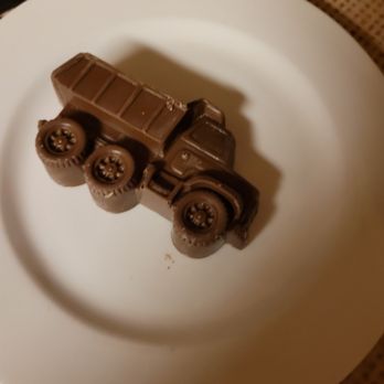 Munson's Chocolates - Chocolate truck - Chocolatiers & Shops Near Me - Avon, Connecticut