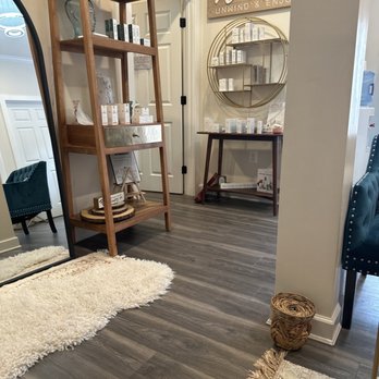 La Sheida SPA - Another waiting area view - Skin Care Near Me - Leesburg, Virginia