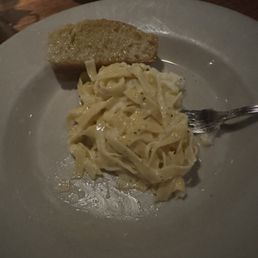 Tableside Alfredo Pasta
