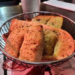 Tony Di Maggio’s Pizza
