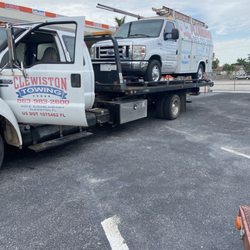 Clewiston Towing & Car Care - Back at our shop
thank u
Clewiston towing