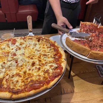 Giordano's - Pizza!!! - Pizza Near Me - Chicago, Illinois