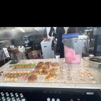 Cafe Lola - Cafes Near Me - Las Vegas, Nevada