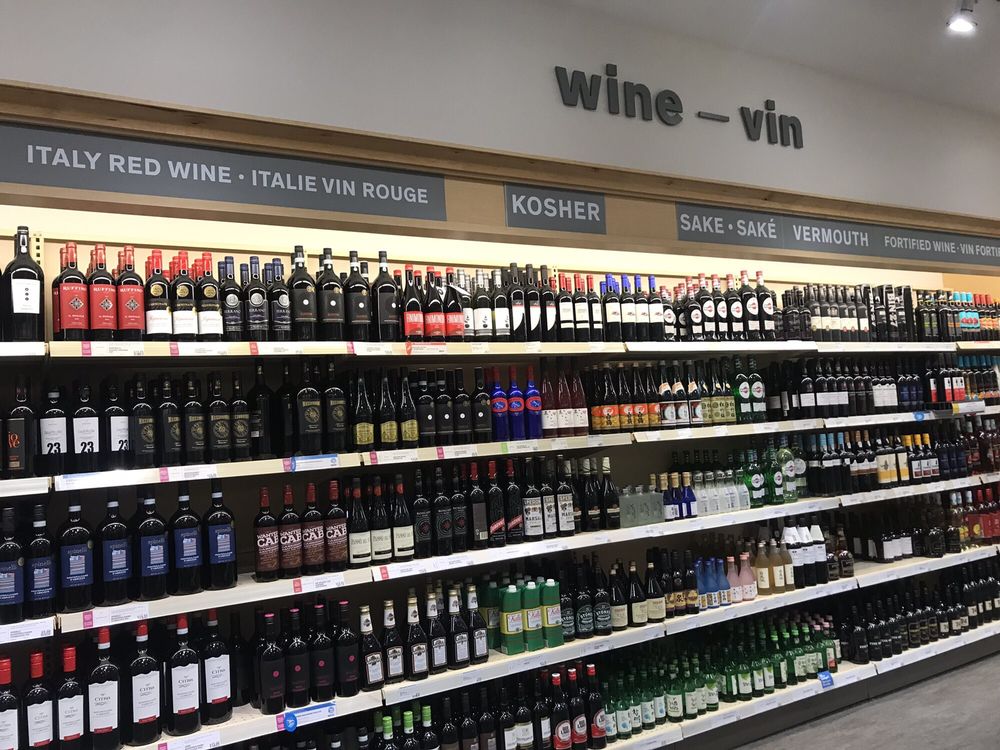 LCBO YONGE EGLINTON CENTRE 11 Reviews Beer, Wine & Spirits 2300
