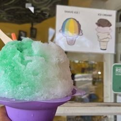 Mr Ed's Bakery - Melon/lychee shave ice