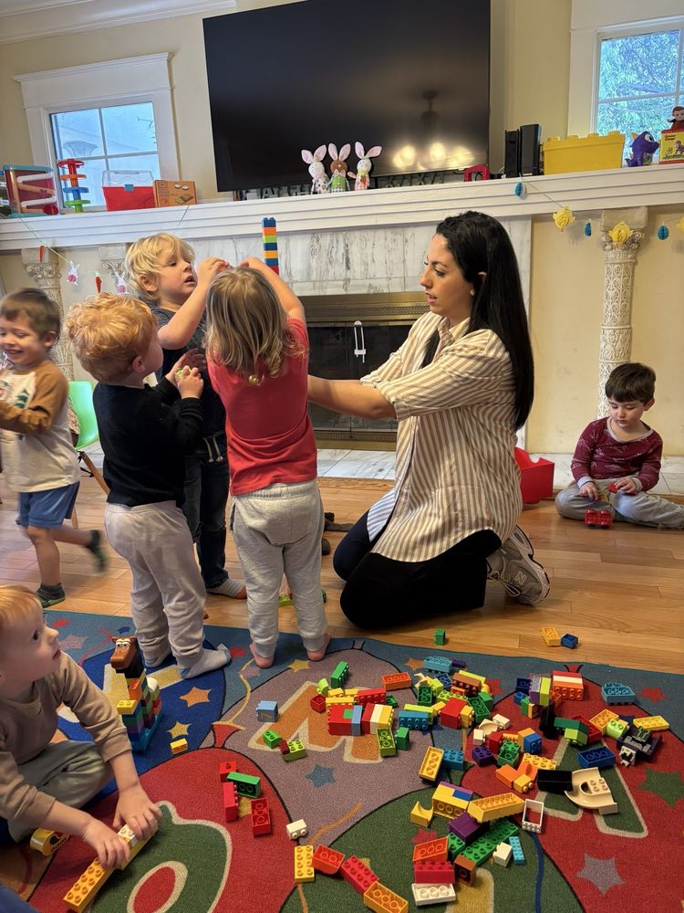 Hanna's Daycare  - childcare center in Pasadena, CA