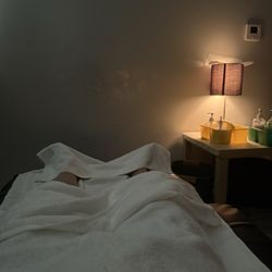 Divine Foot Spa - Foots Massage